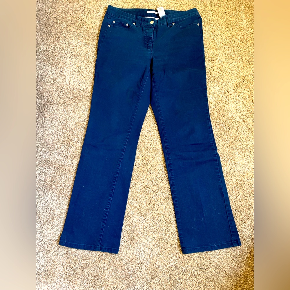 Stretchy Blue jeans size 8 First Issue a Liz Claiborne company